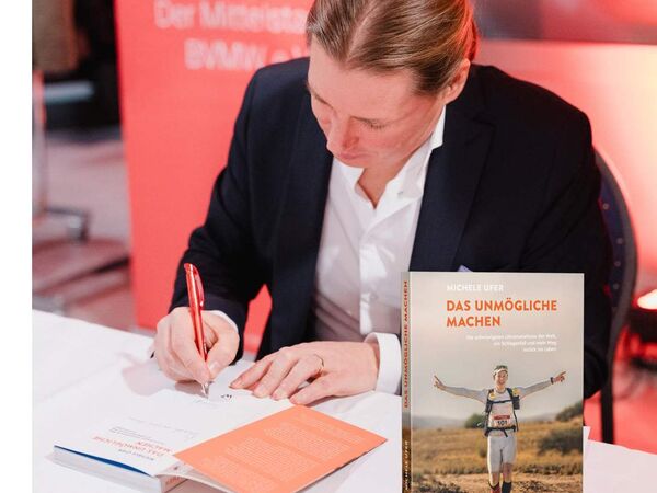 Weihnachts-Aktion: mit einem signierten Exemplar Motivation, Inspiration und Hoffnung verschenken | Dr. Michele Ufer, Speaker, Sportpsychologe, Extremläufer